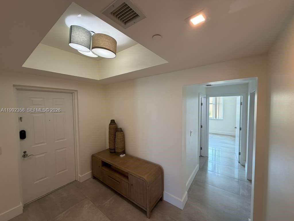 3330 NE 190th St 710 photo 2