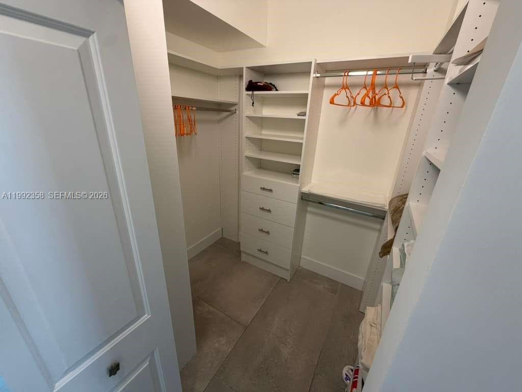 3330 NE 190th St 710 photo 11