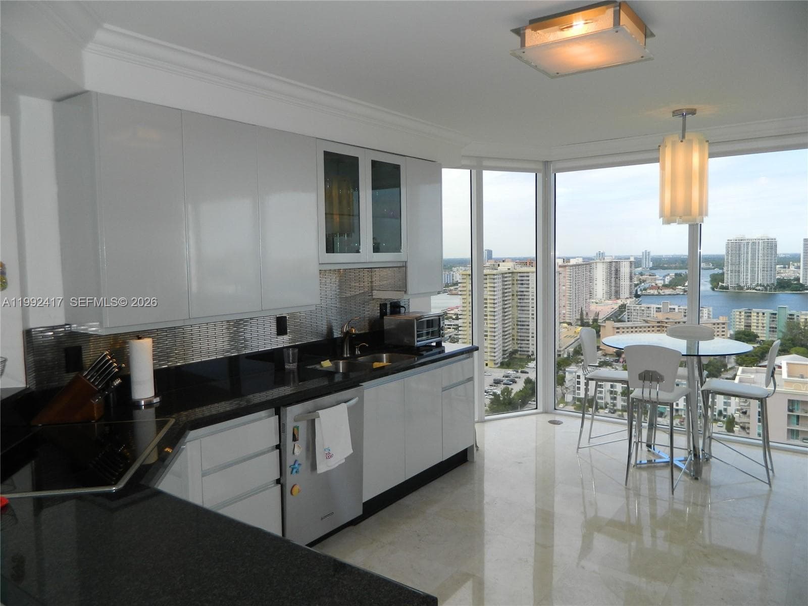 17555 Collins Ave 2601 photo 4