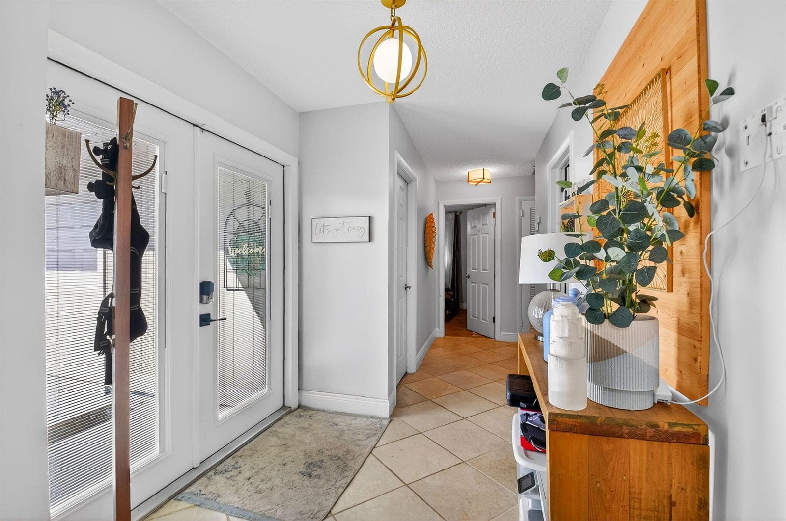 320 Riverdale Road photo 9
