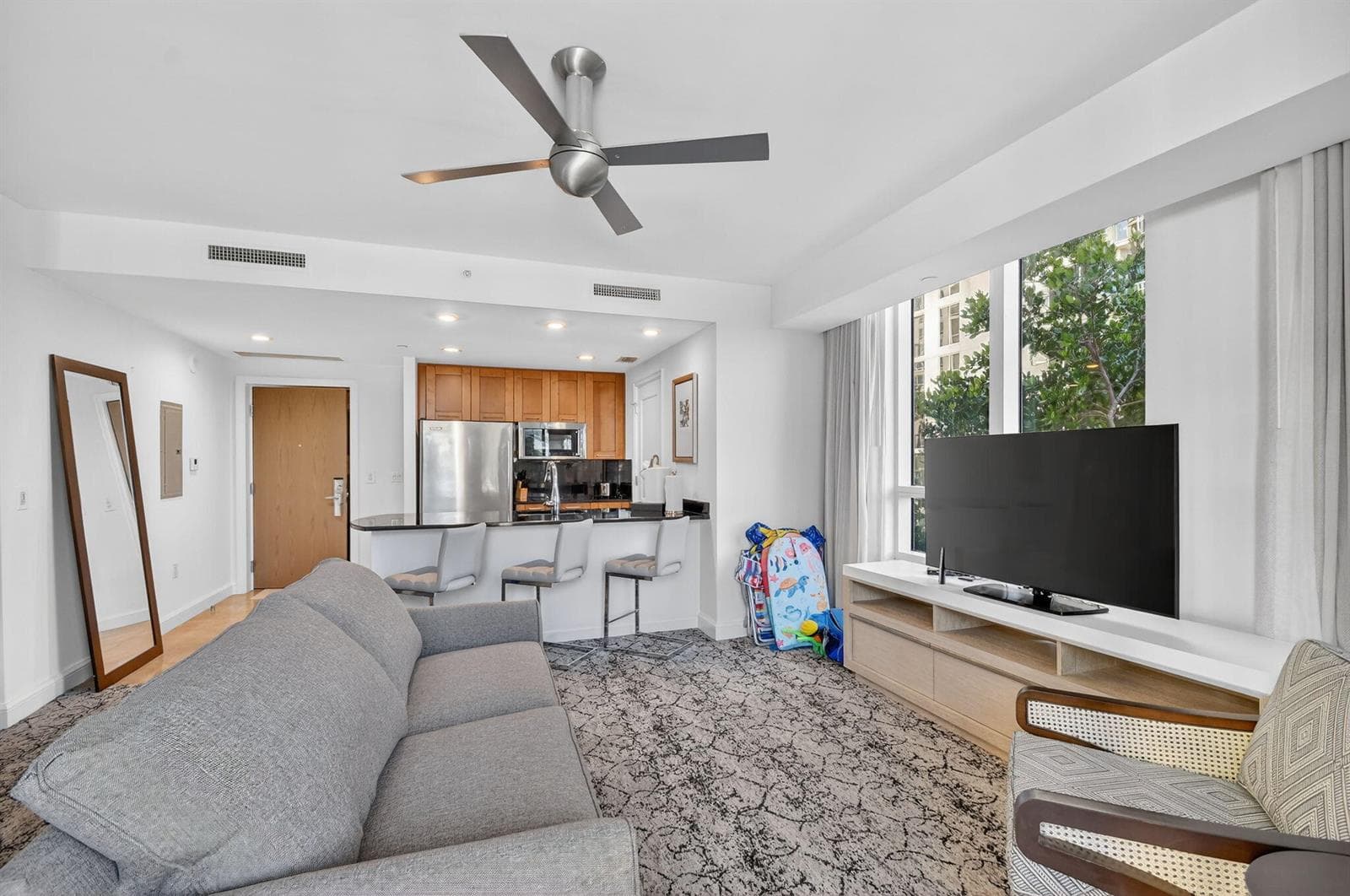 3800 N Ocean Drive 518 photo 20