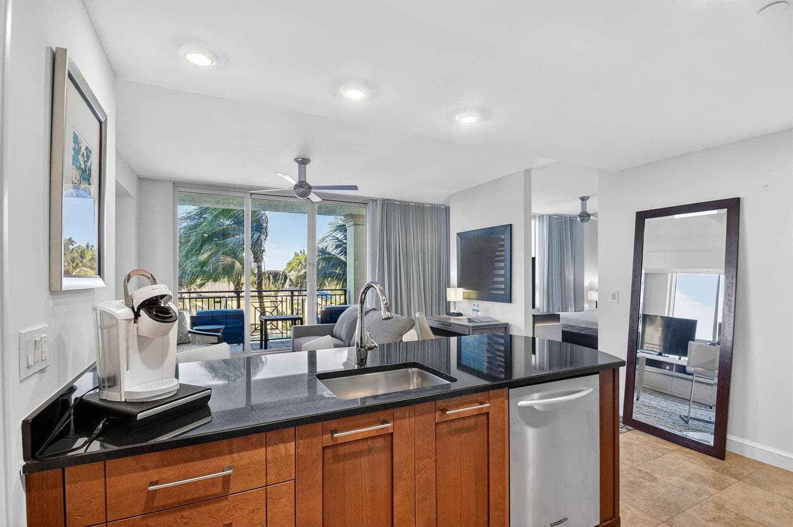 3800 N Ocean Drive 518 photo 14
