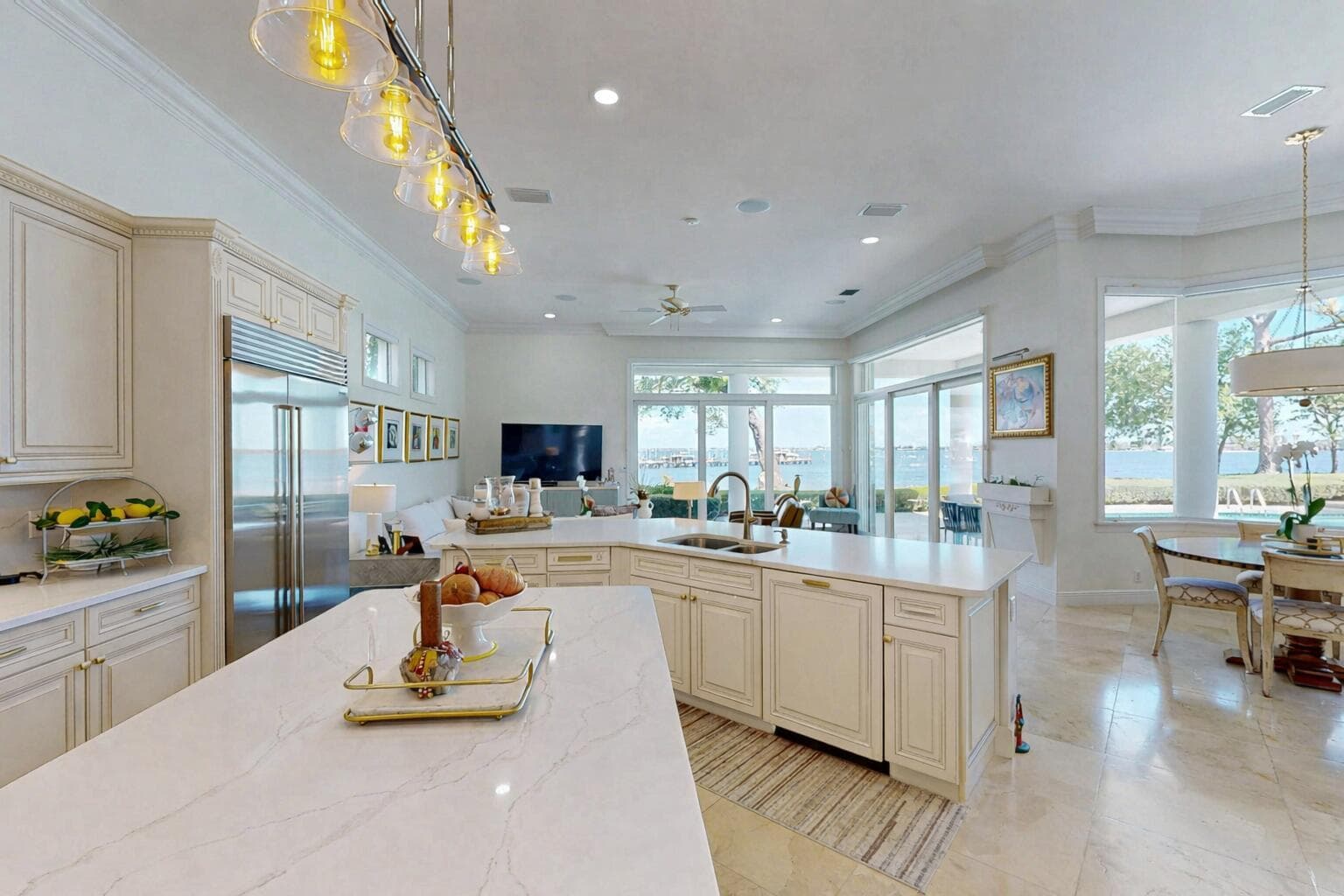 226 SW Palm Cove Drive photo 6