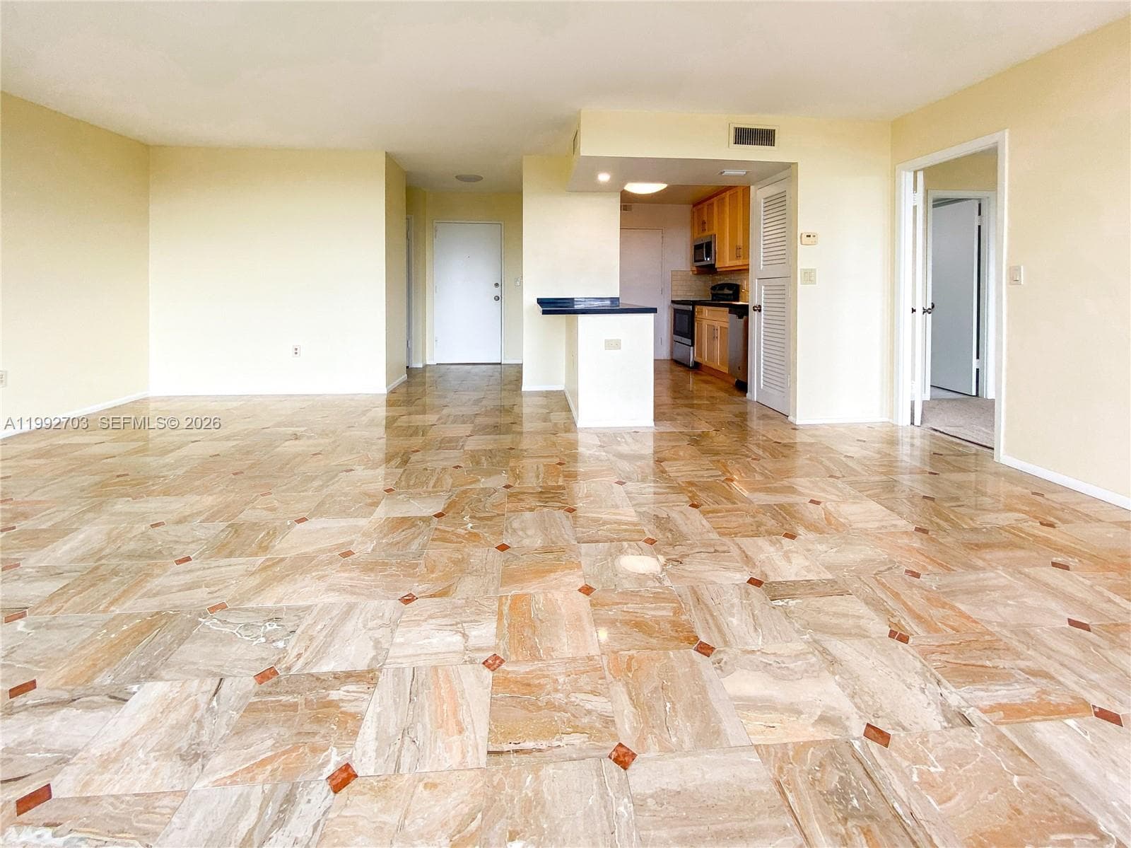 9800 W Bay Harbor Dr 602 photo 3