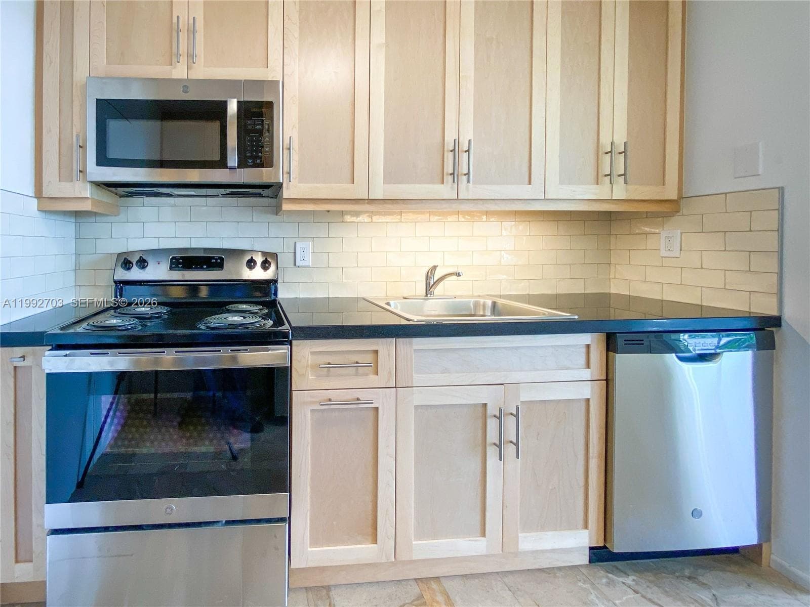 9800 W Bay Harbor Dr 602 photo 11