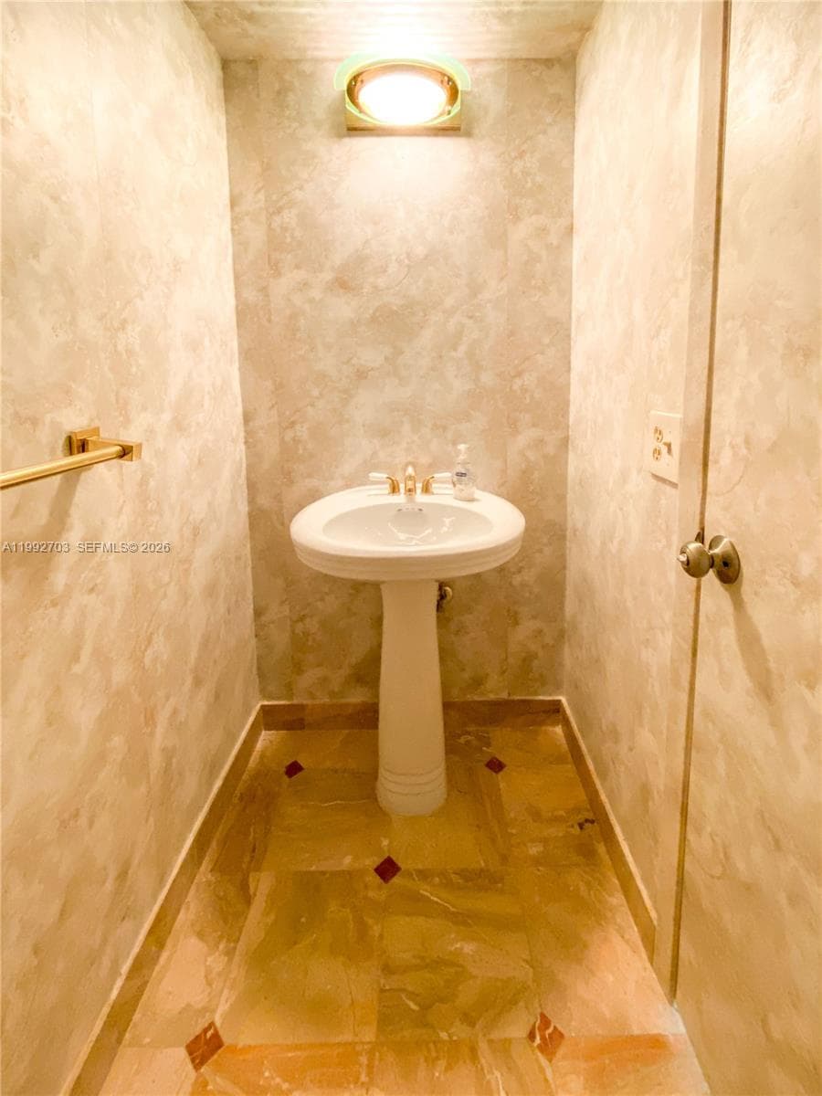 9800 W Bay Harbor Dr 602 photo 19