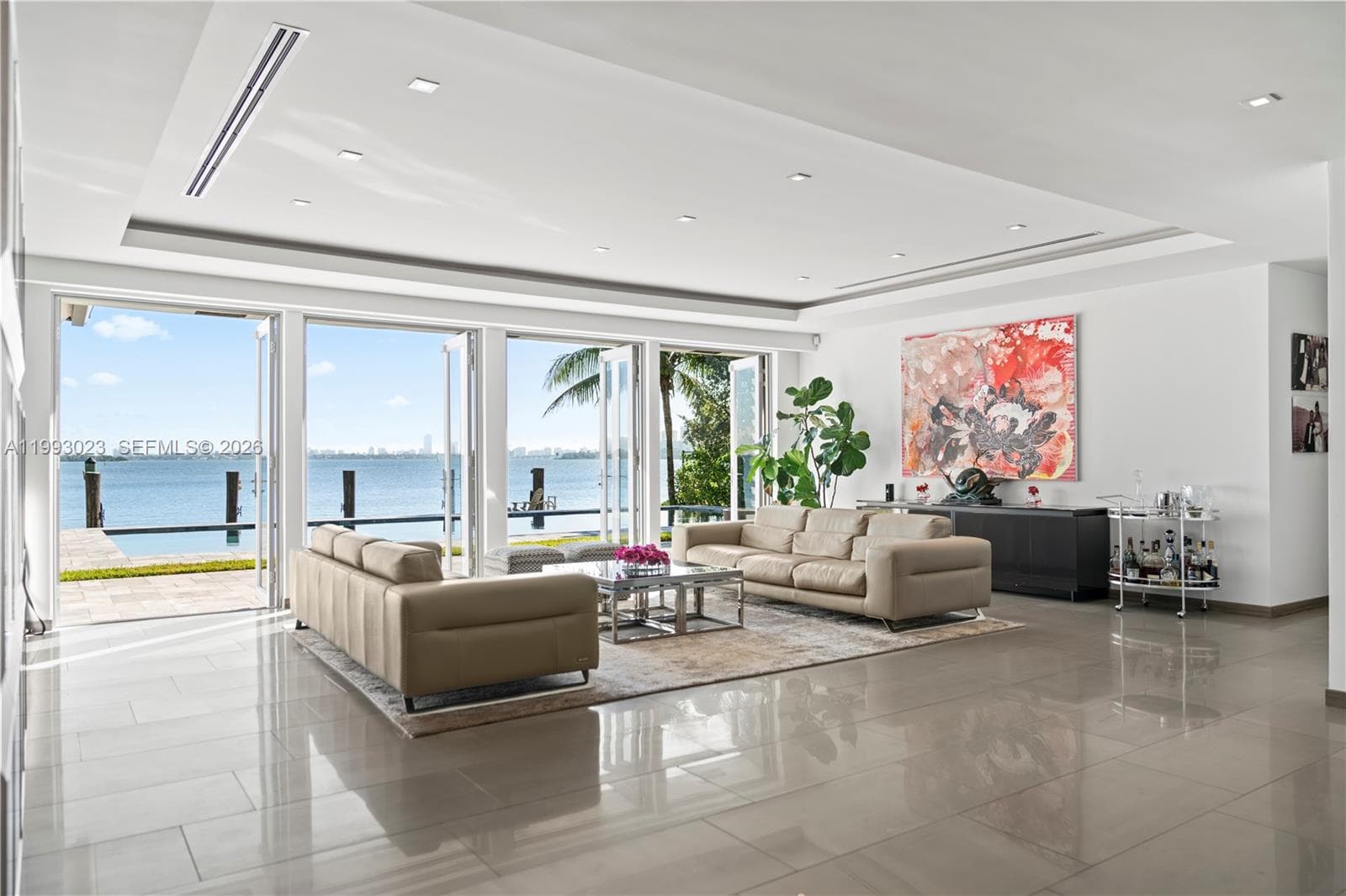 9301 N Bayshore Dr photo 11