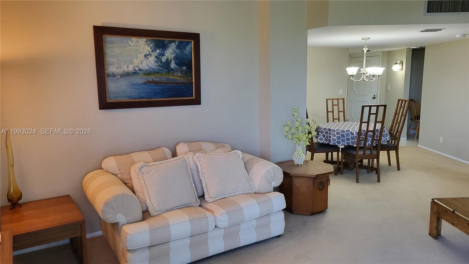 3401 N Country Club Dr 402 photo 14
