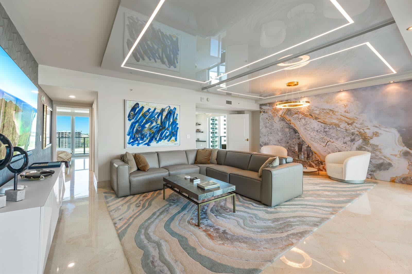 3101 S Ocean Drive 901 photo 1