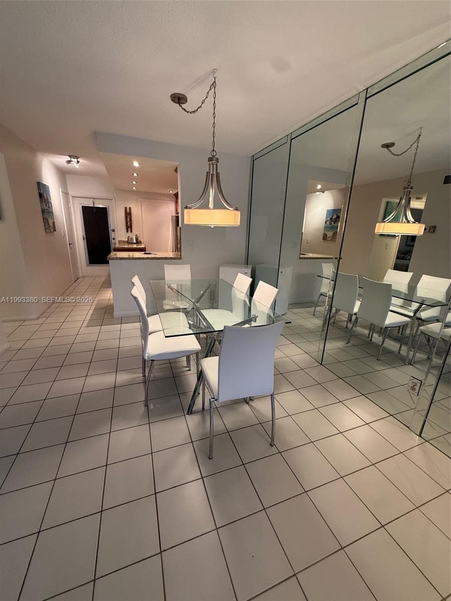 440 Paradise Isle Blvd 205 photo 10