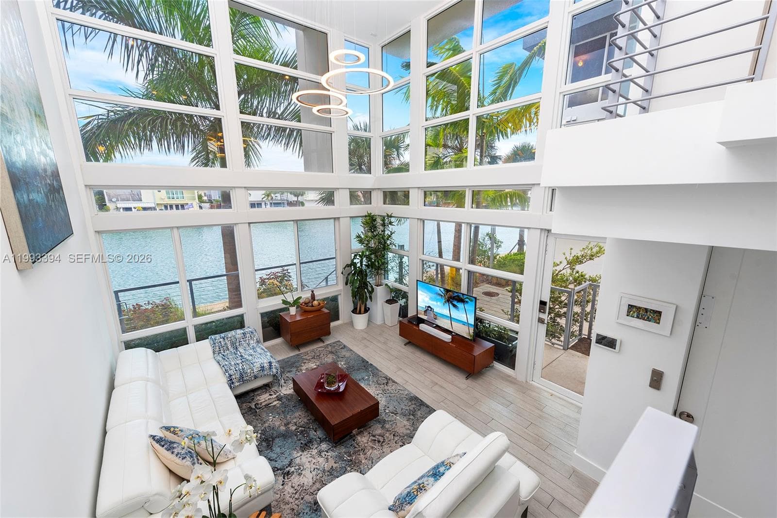 41 N Shore Dr photo 2