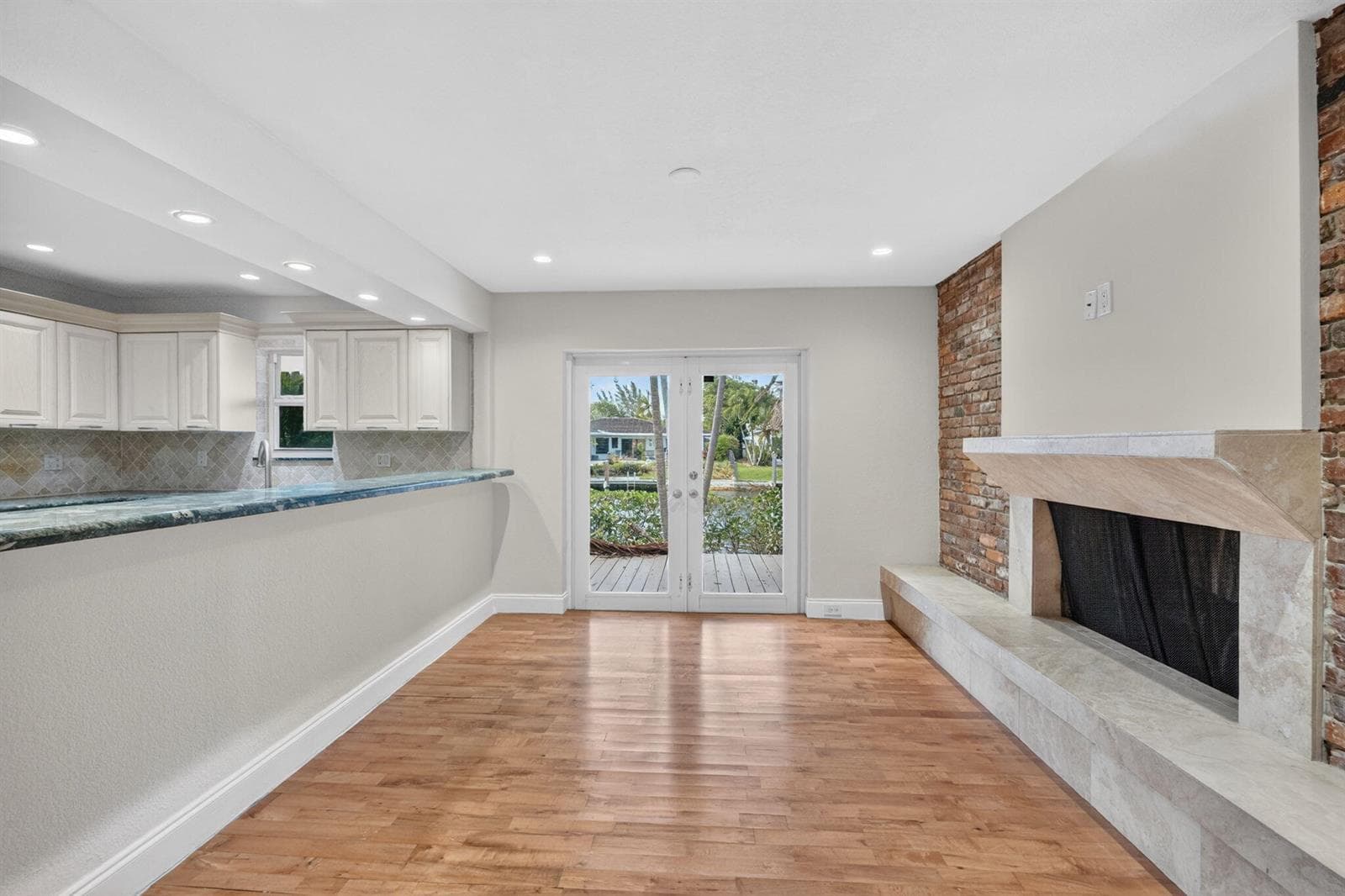 2213 NE 16th Street photo 10