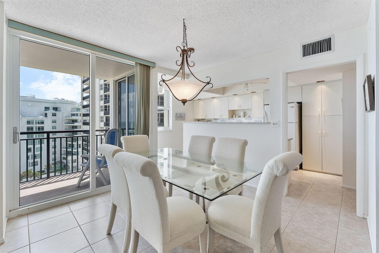 2000 S Ocean Boulevard 10h photo 14