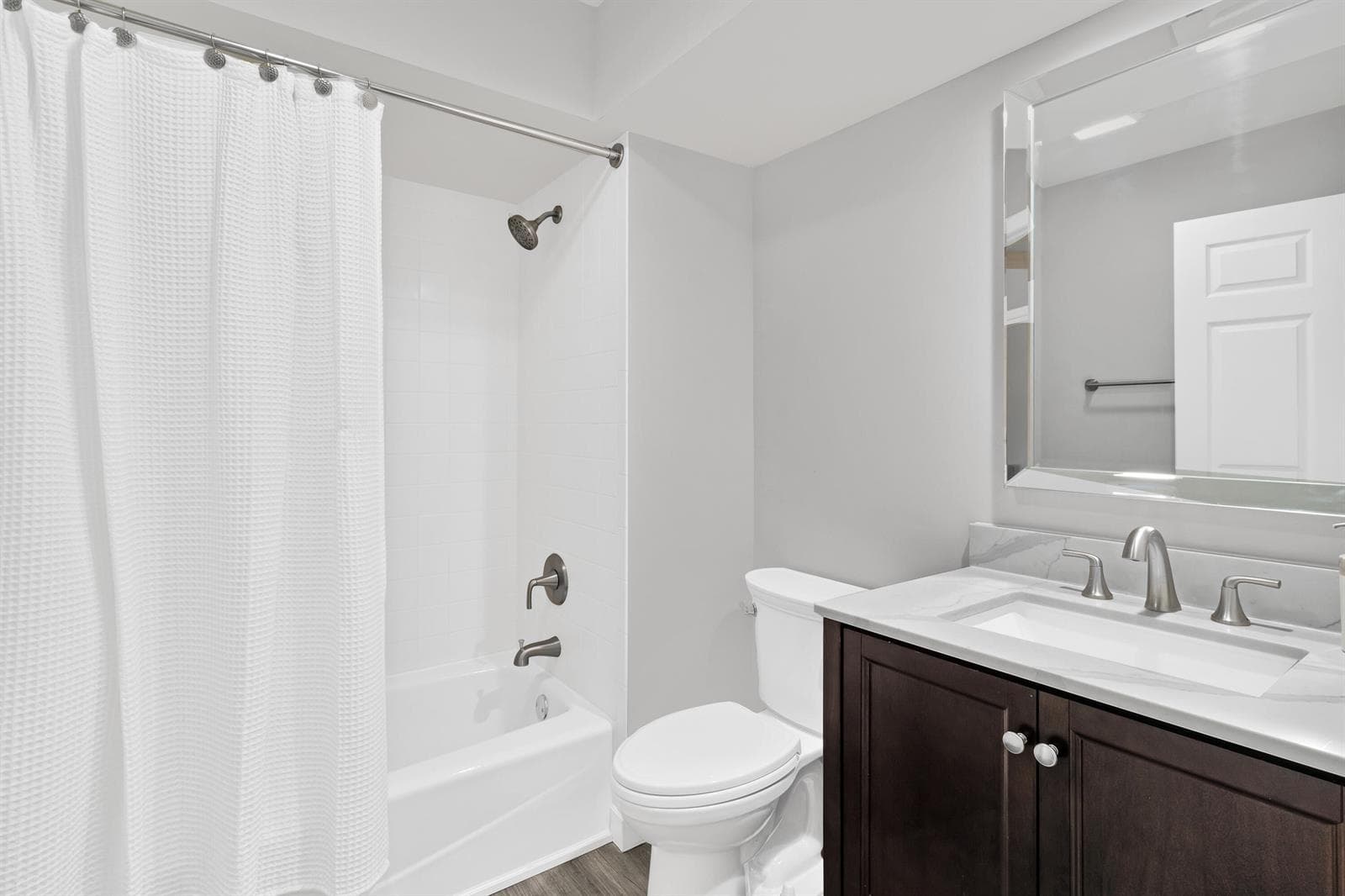 5520 N Harbor Village Drive 105 photo 20