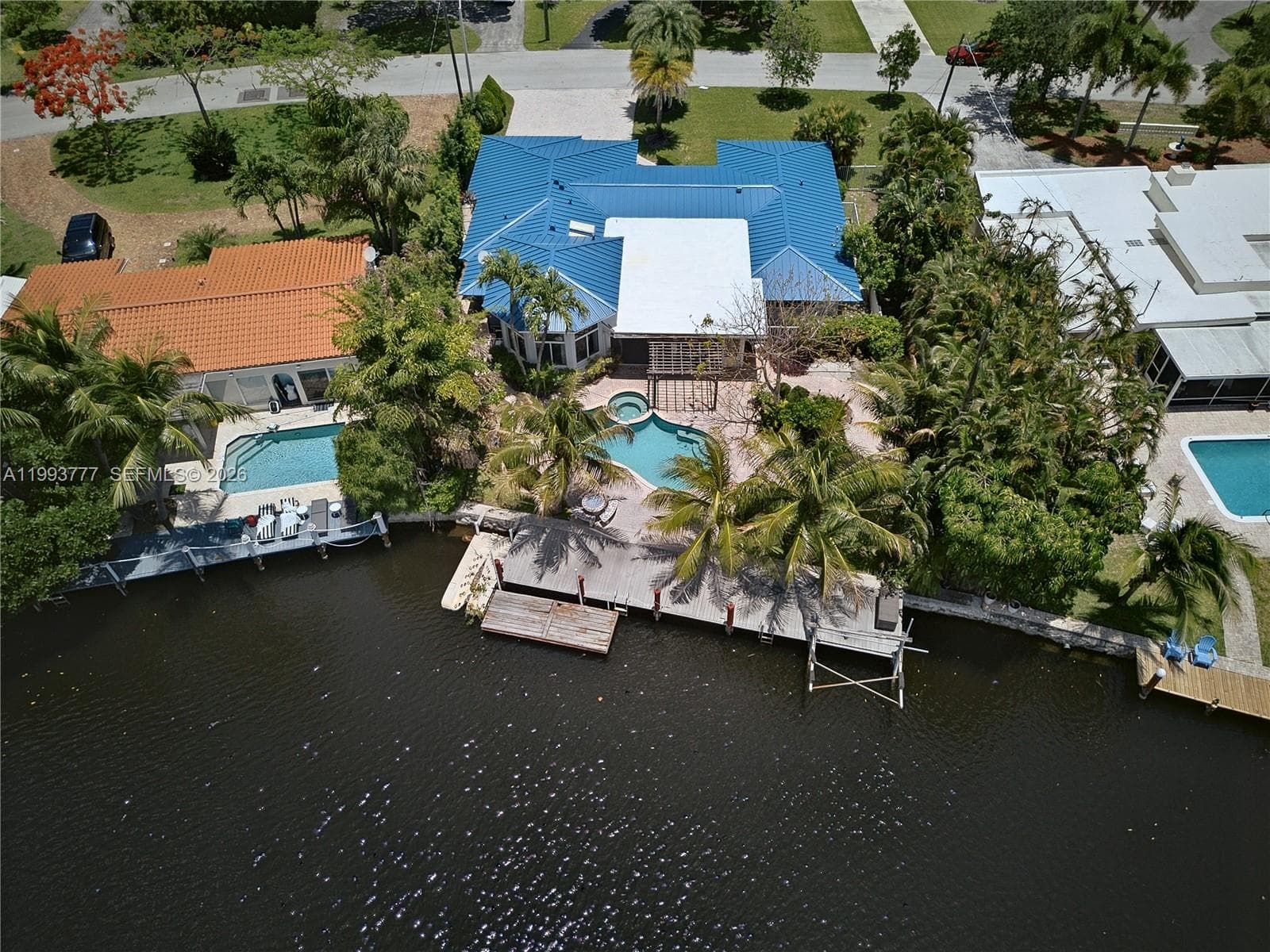 2801 Coral Shores Dr 2801 photo 1