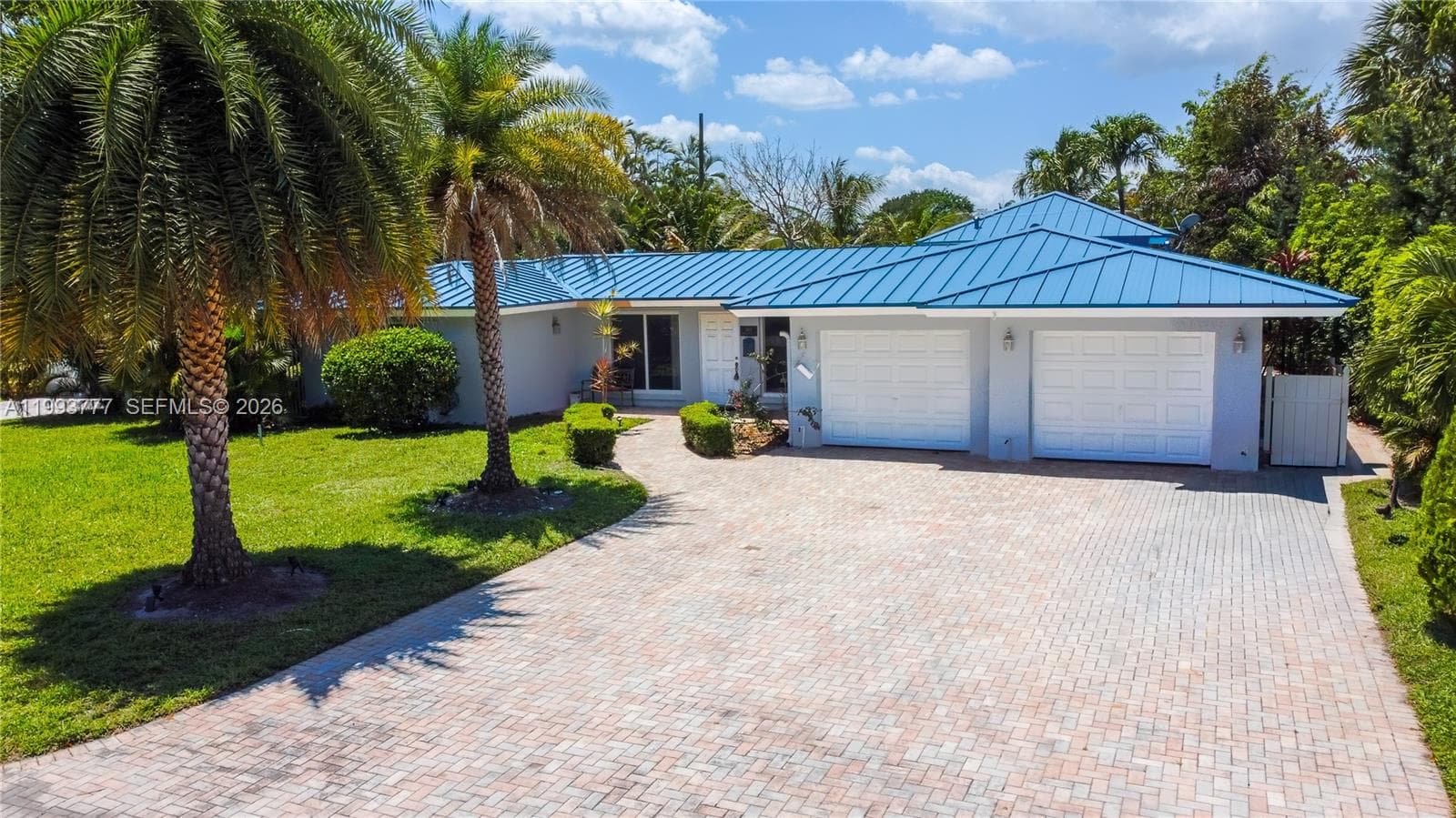 2801 Coral Shores Dr 2801 photo 4