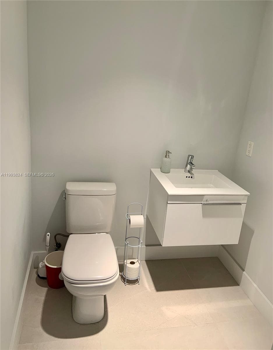 17301 Biscayne Blvd 1602 photo 23