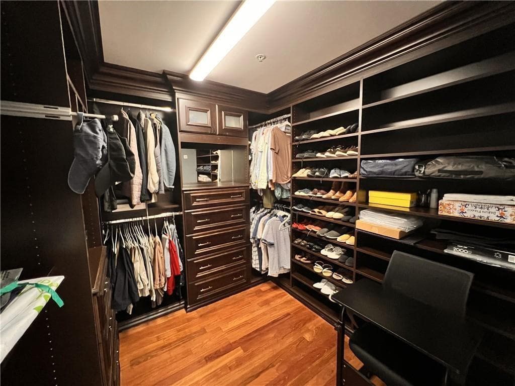 100 S Birch Road 1403f photo 23