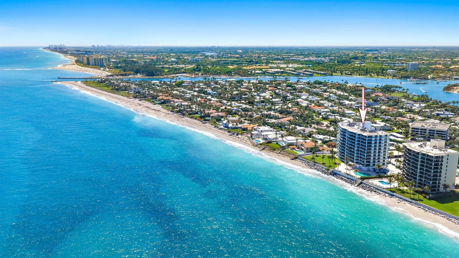 100 Beach Road 604 photo 2