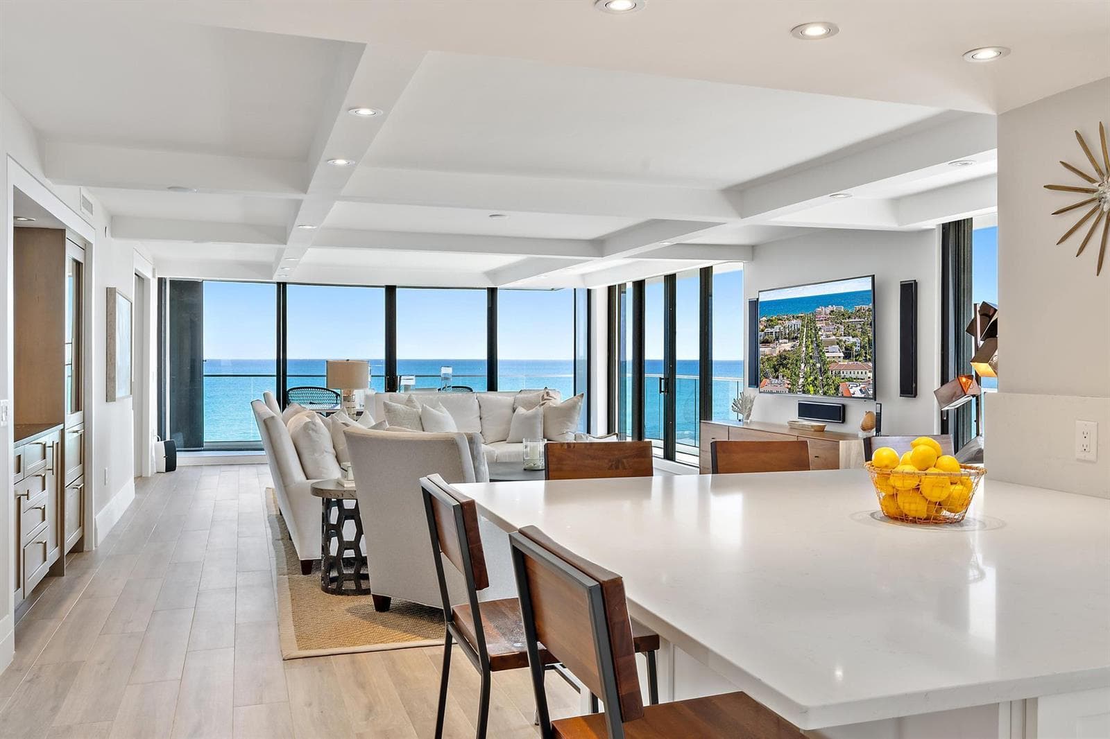 100 Beach Road 604 photo 6