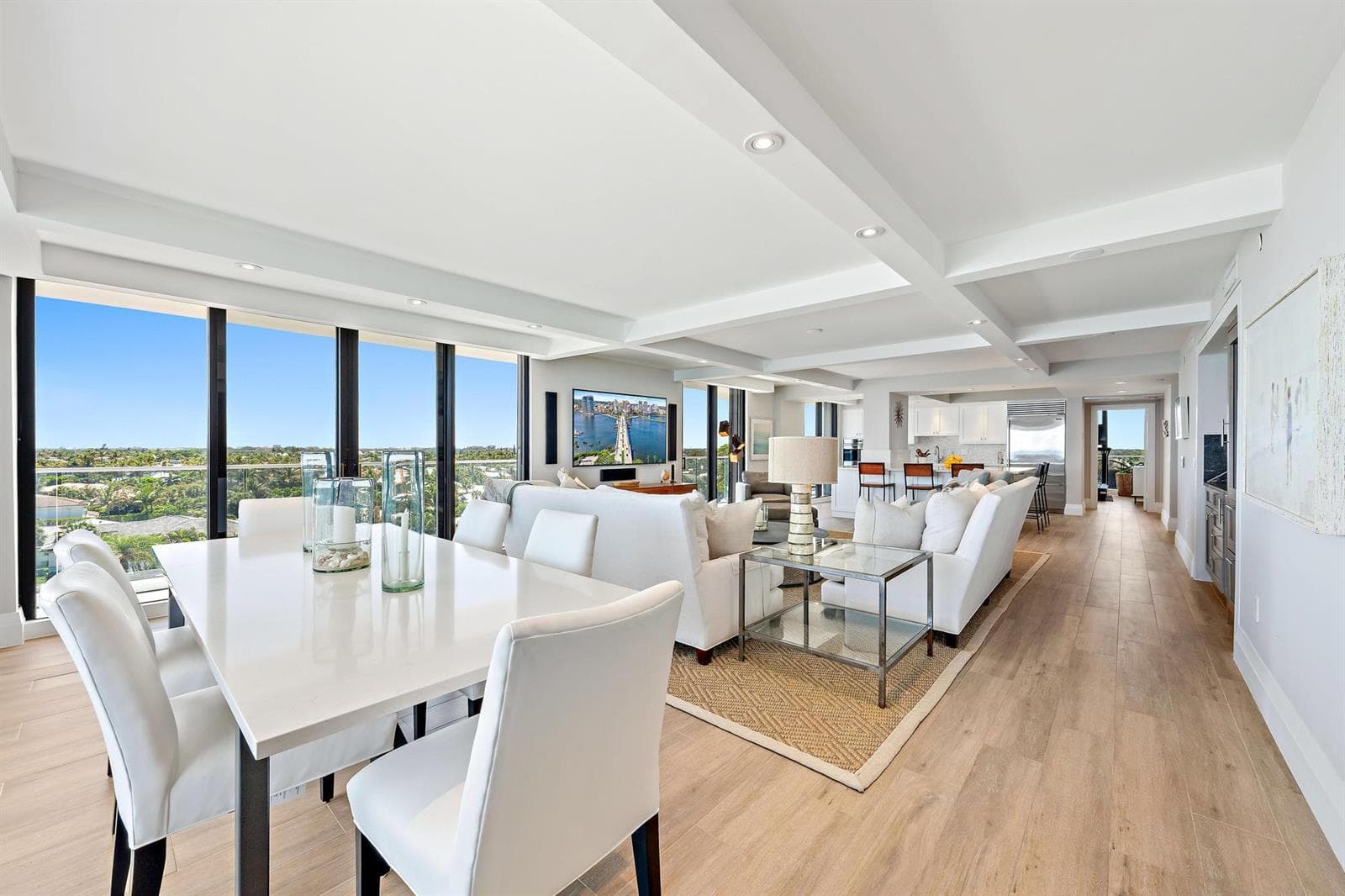 100 Beach Road 604 photo 13