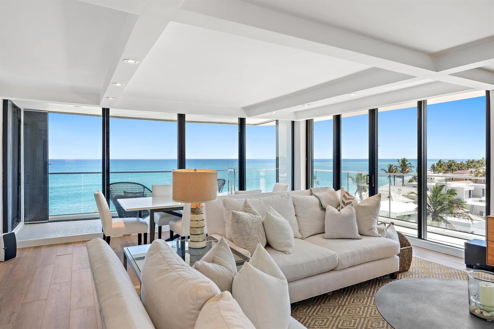 100 Beach Road 604 photo 12