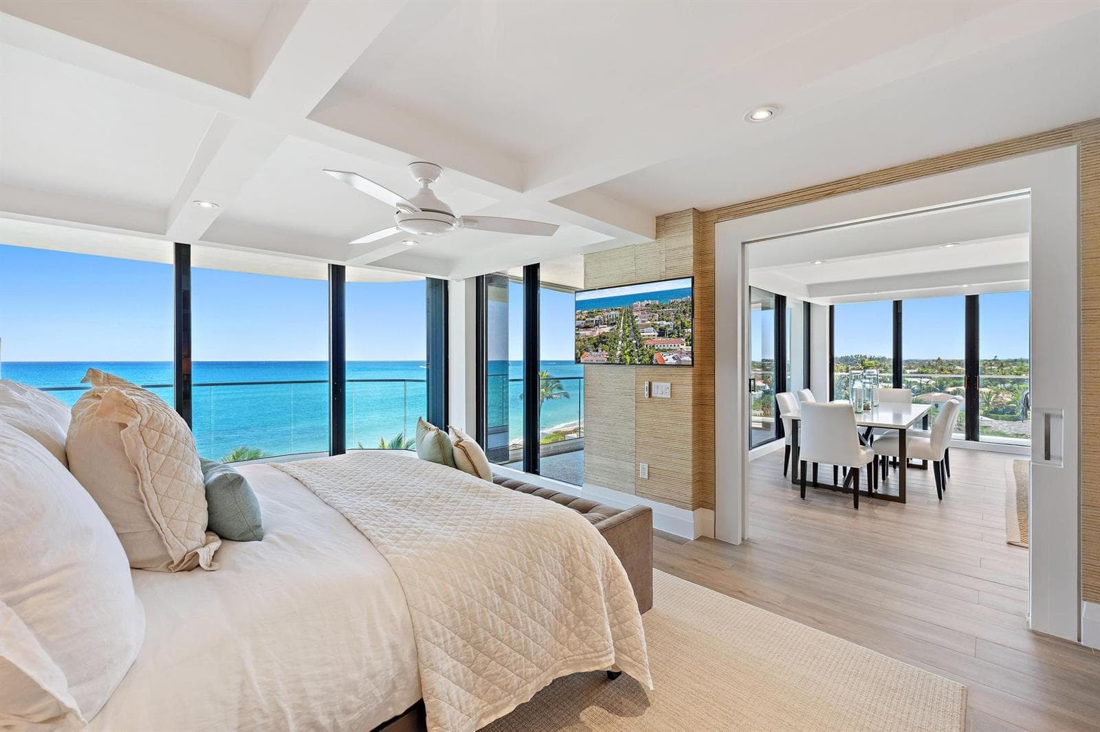 100 Beach Road 604 photo 18