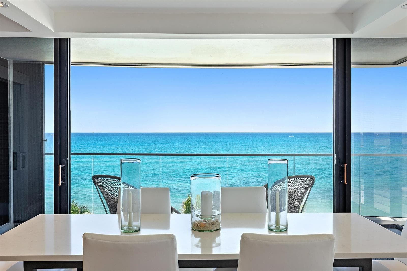 100 Beach Road 604 photo 15