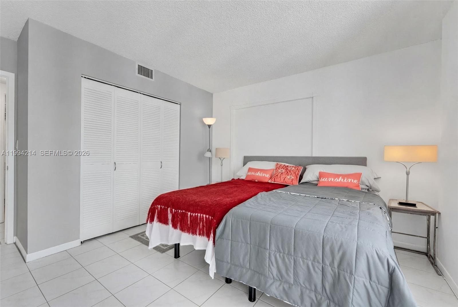 2500 PARKVIEW DR 1418 photo 14