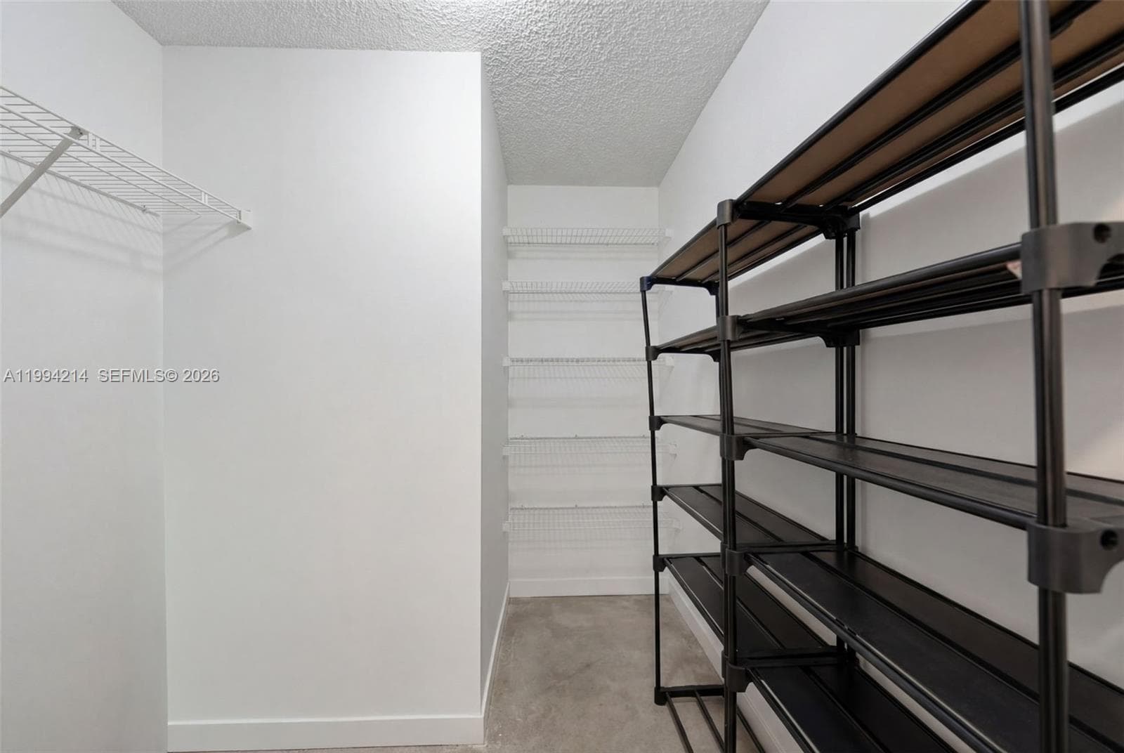 2500 PARKVIEW DR 1418 photo 18