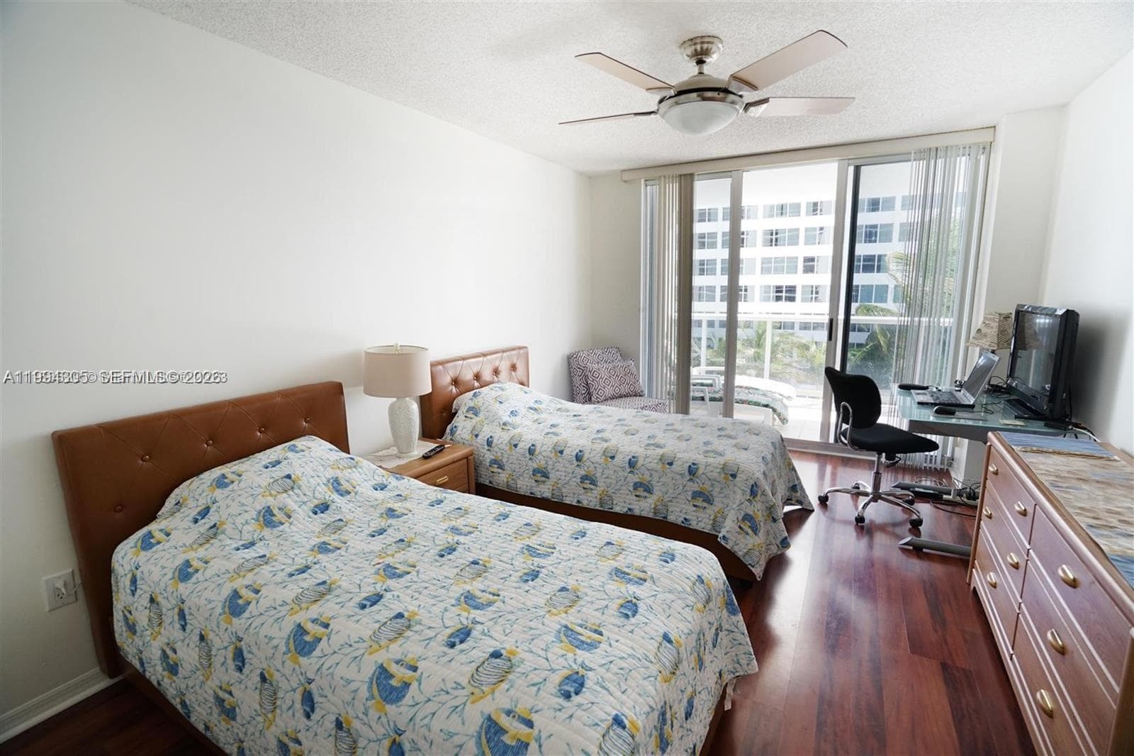 16711 Collins Ave 601 photo 8