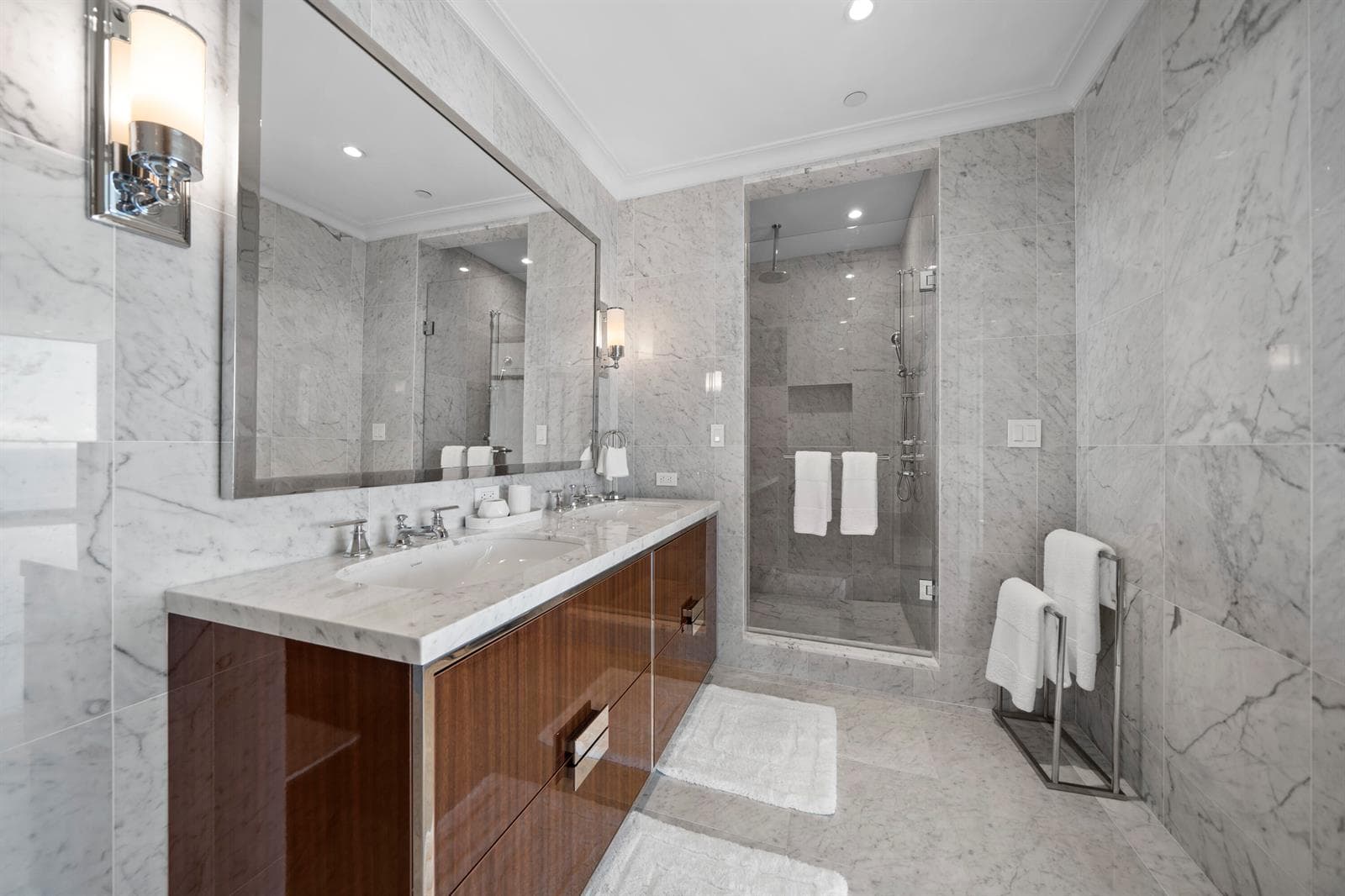 15701 Collins Avenue 3901 photo 23