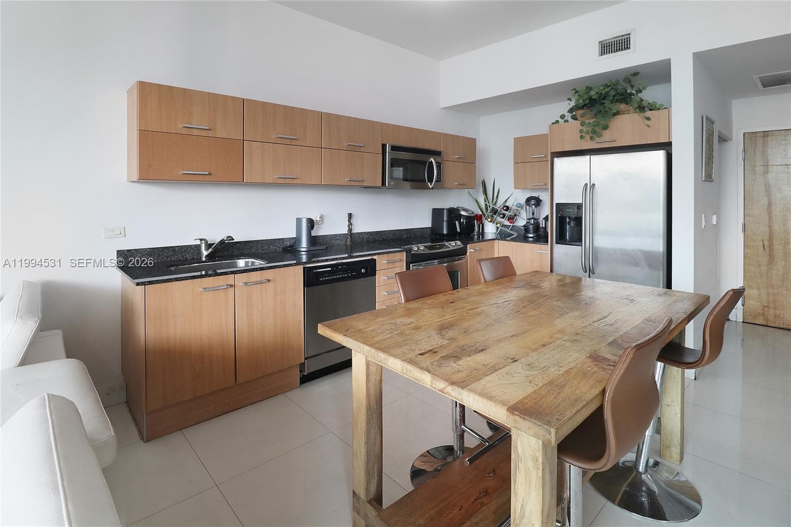 350 S Miami Ave 4110 photo 6