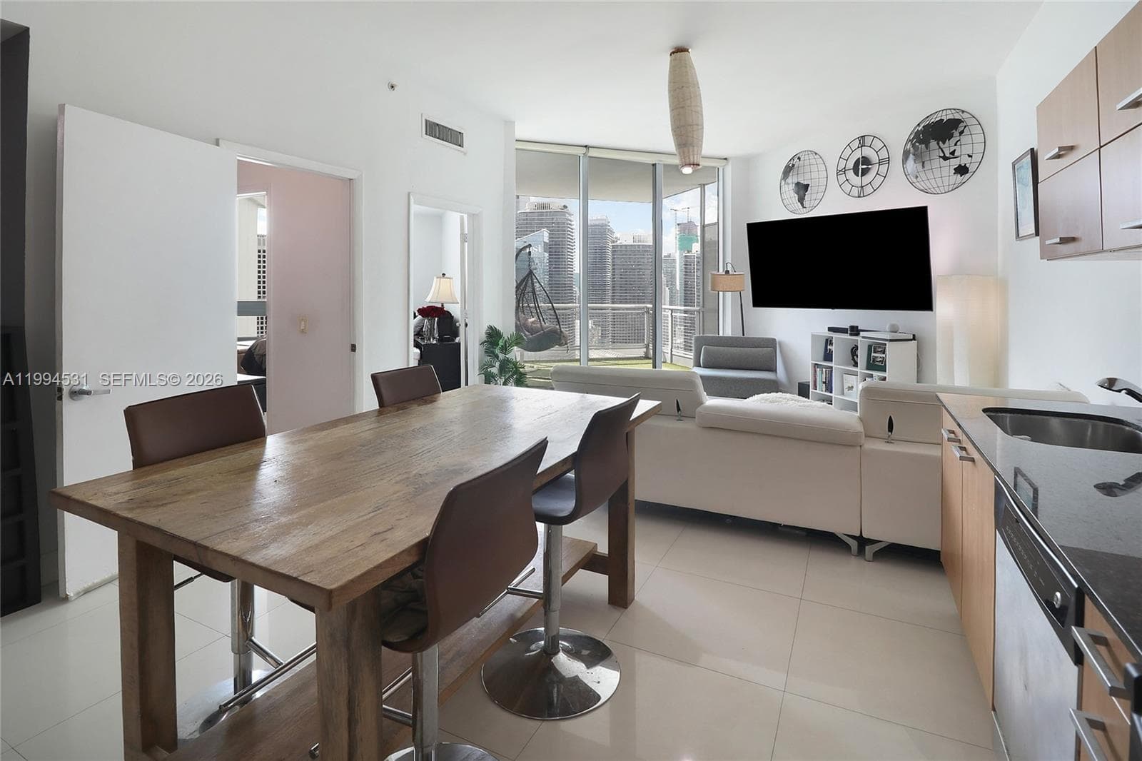 350 S Miami Ave 4110 photo 7