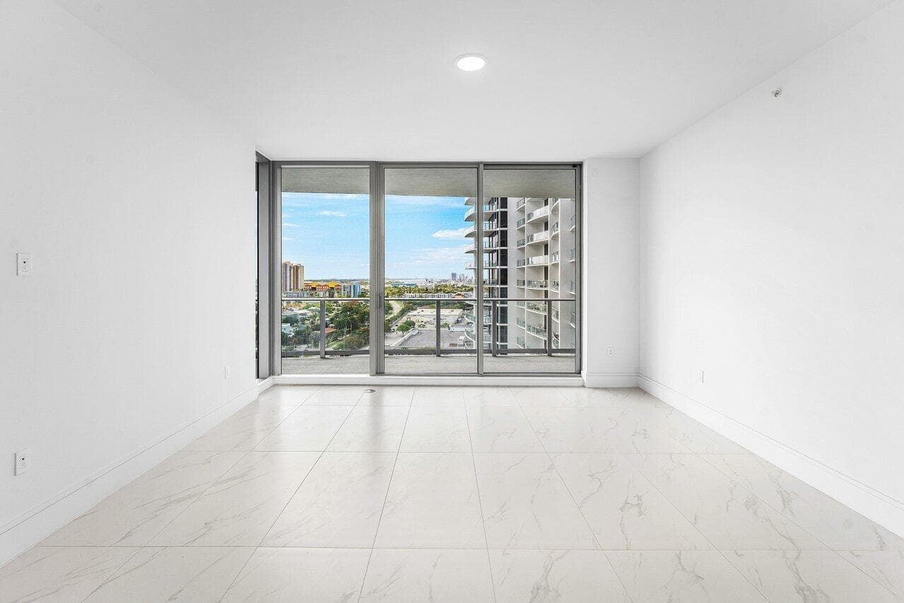 220 Lake Shore Drive 1415 photo 10