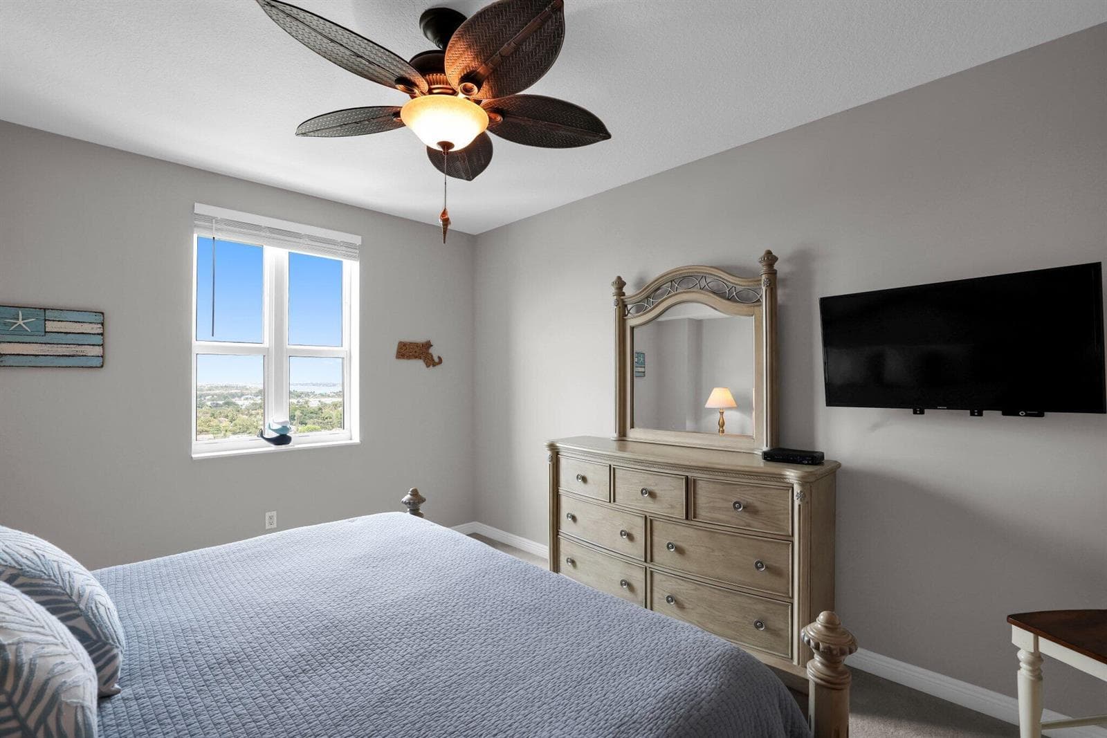 450 N Federal Highway 1213 photo 9