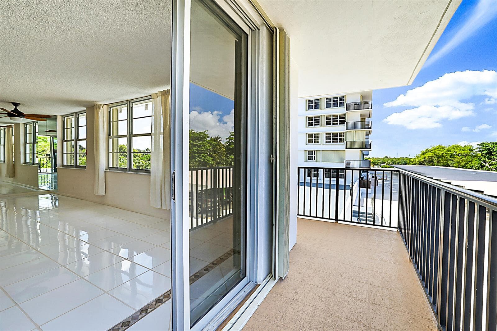 2121 N Ocean Boulevard 302e photo 7