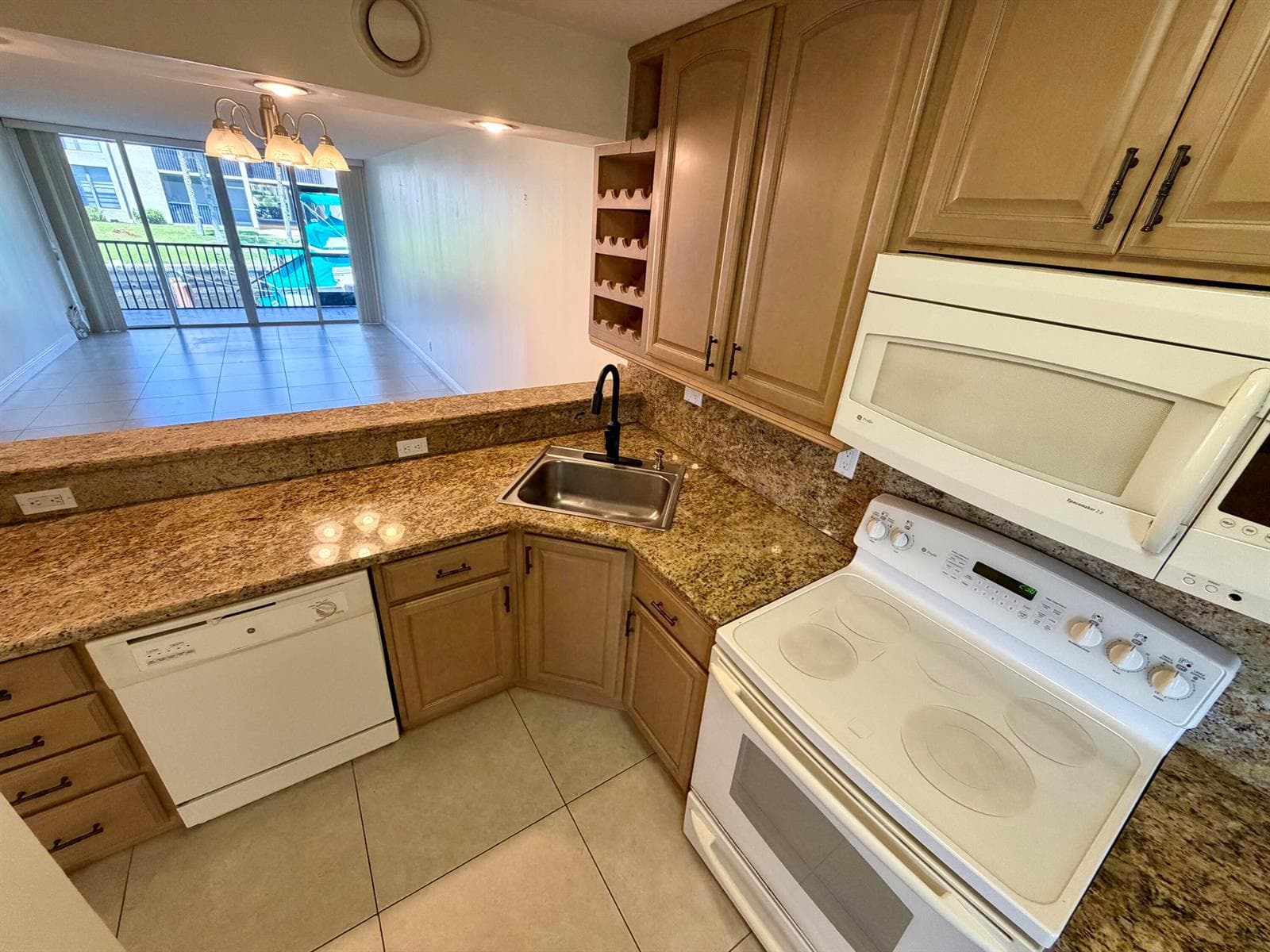 6 Royal Palm Way 102 photo 2