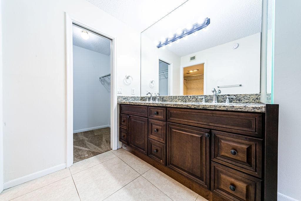 6 Royal Palm Way 102 photo 13