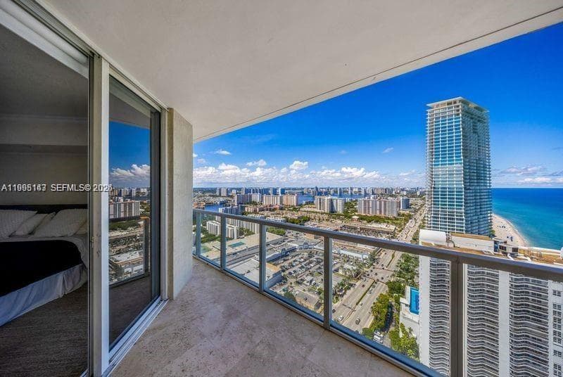 16699 Collins Ave 4006 photo 7