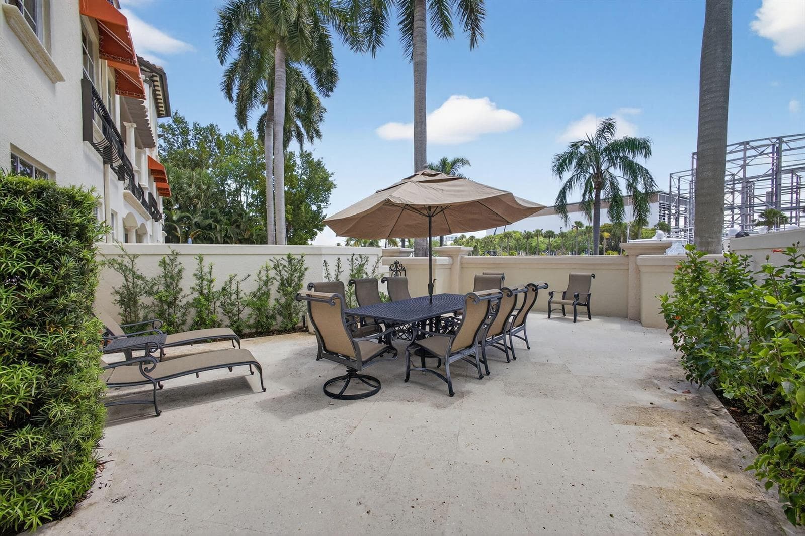 24 Marina Gardens Drive photo 15