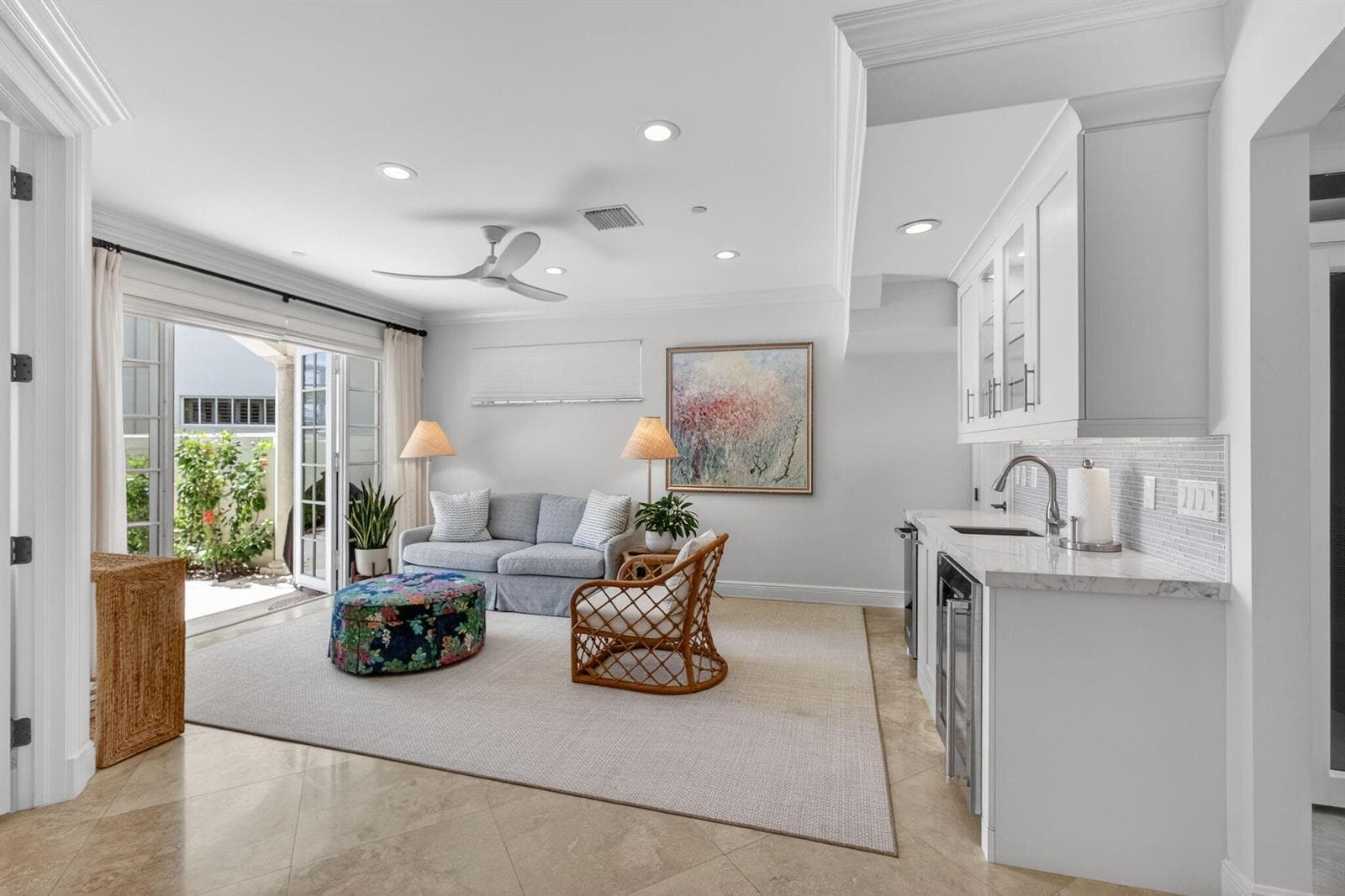 24 Marina Gardens Drive photo 8