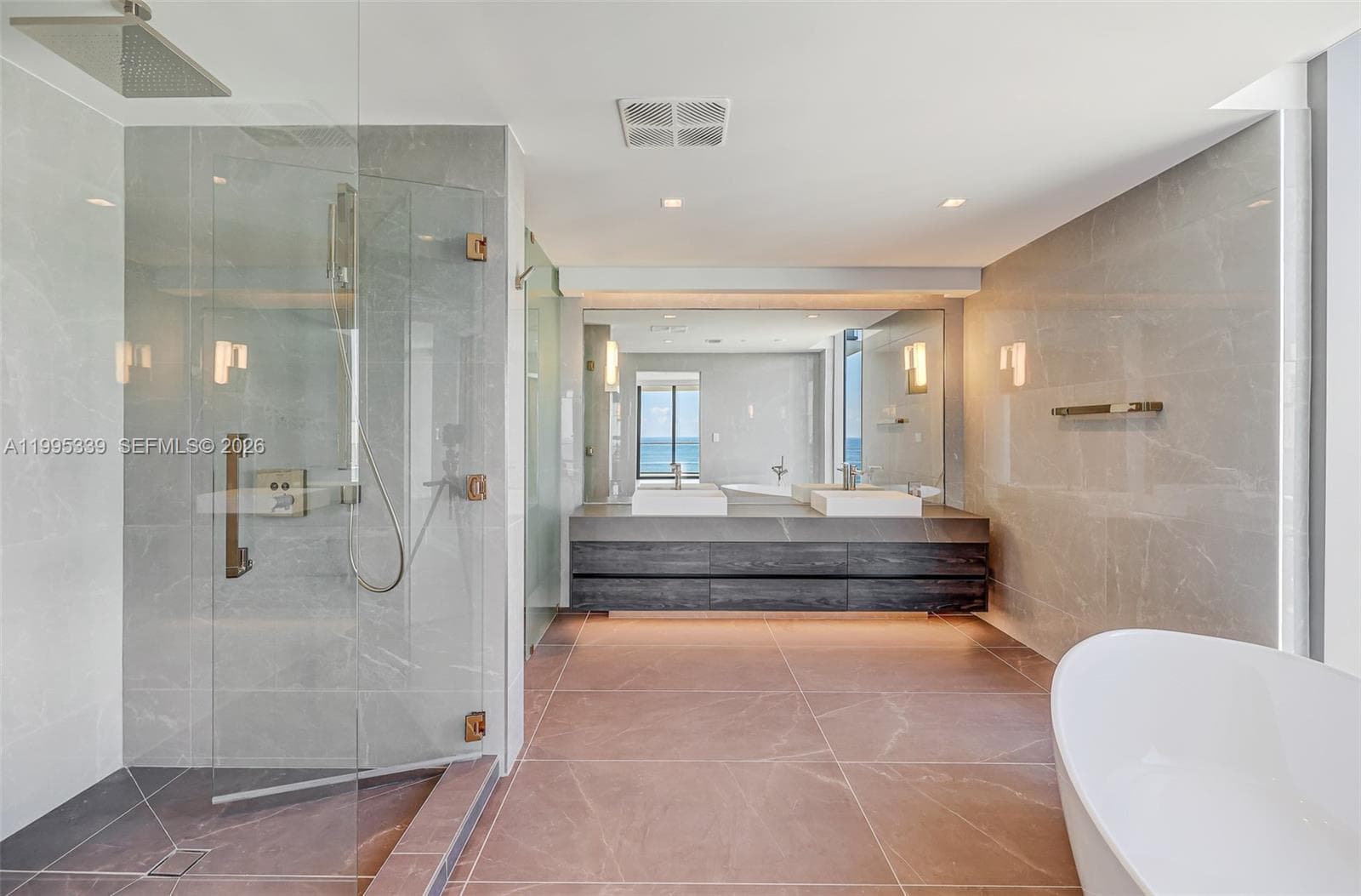 1116 N Ocean Blvd 806 photo 6