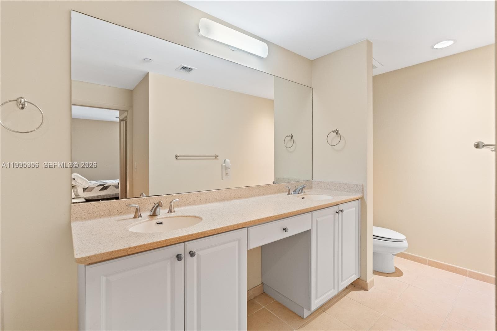 3340 NE 190th St 1004 photo 15