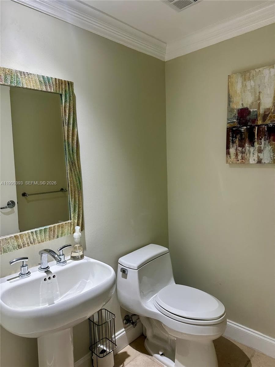 3101 S Ocean Dr 1904 photo 17