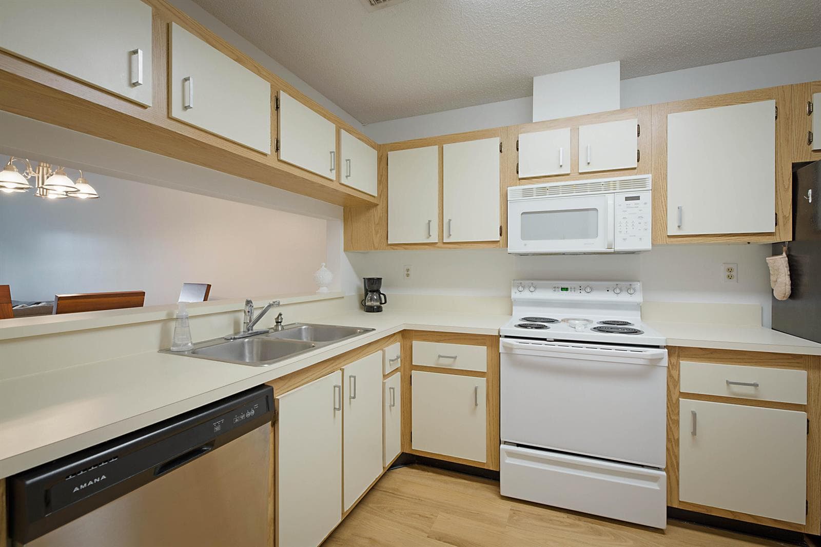 903 Harbour Pointe Way photo 3