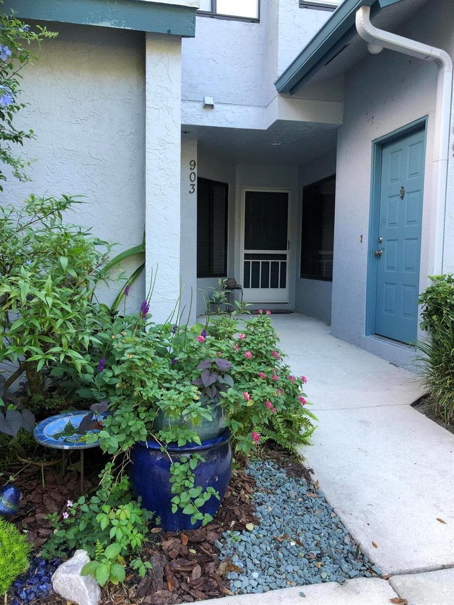 903 Harbour Pointe Way photo 1