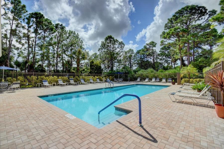 903 Harbour Pointe Way photo 19