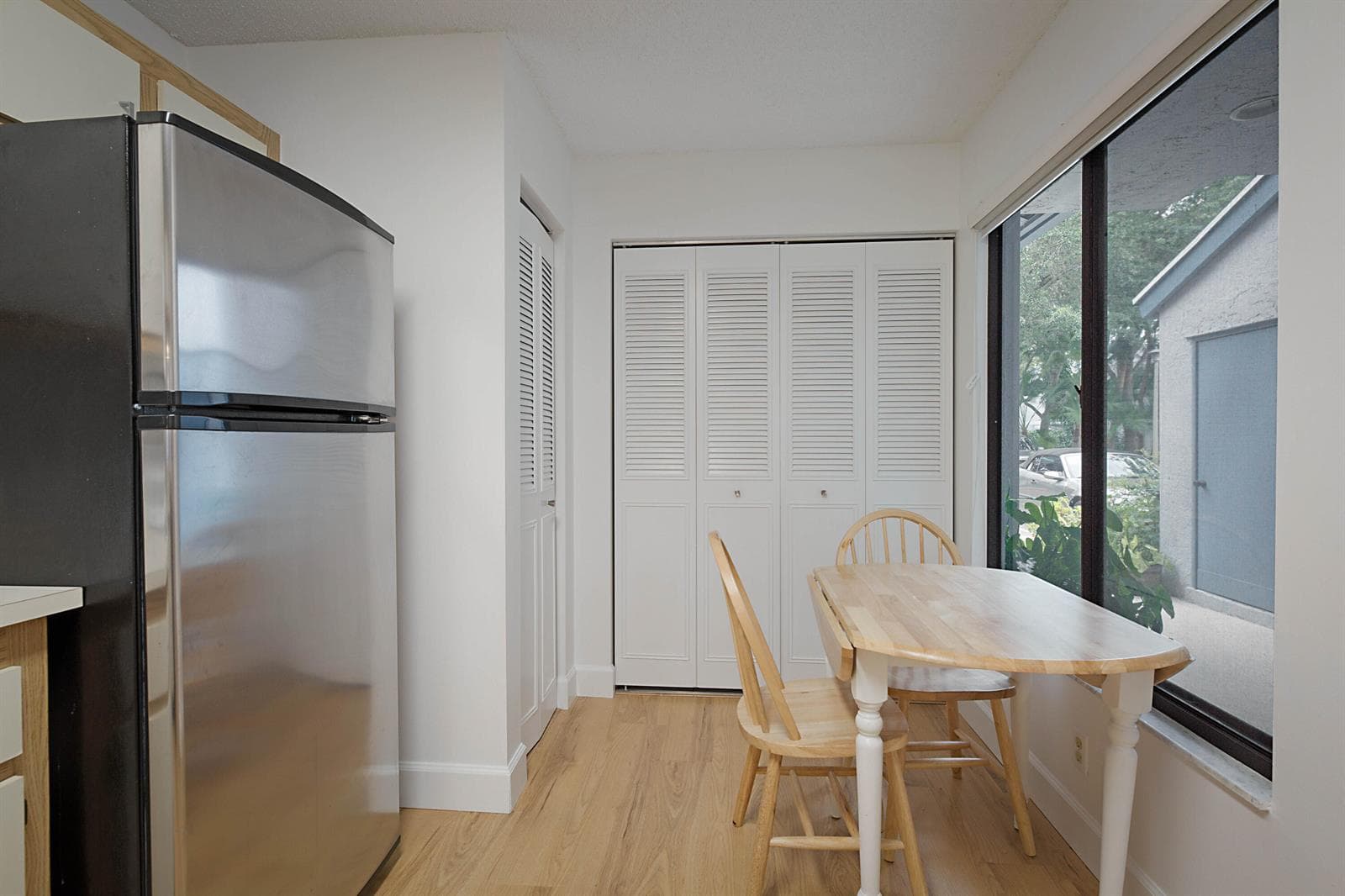 903 Harbour Pointe Way photo 4