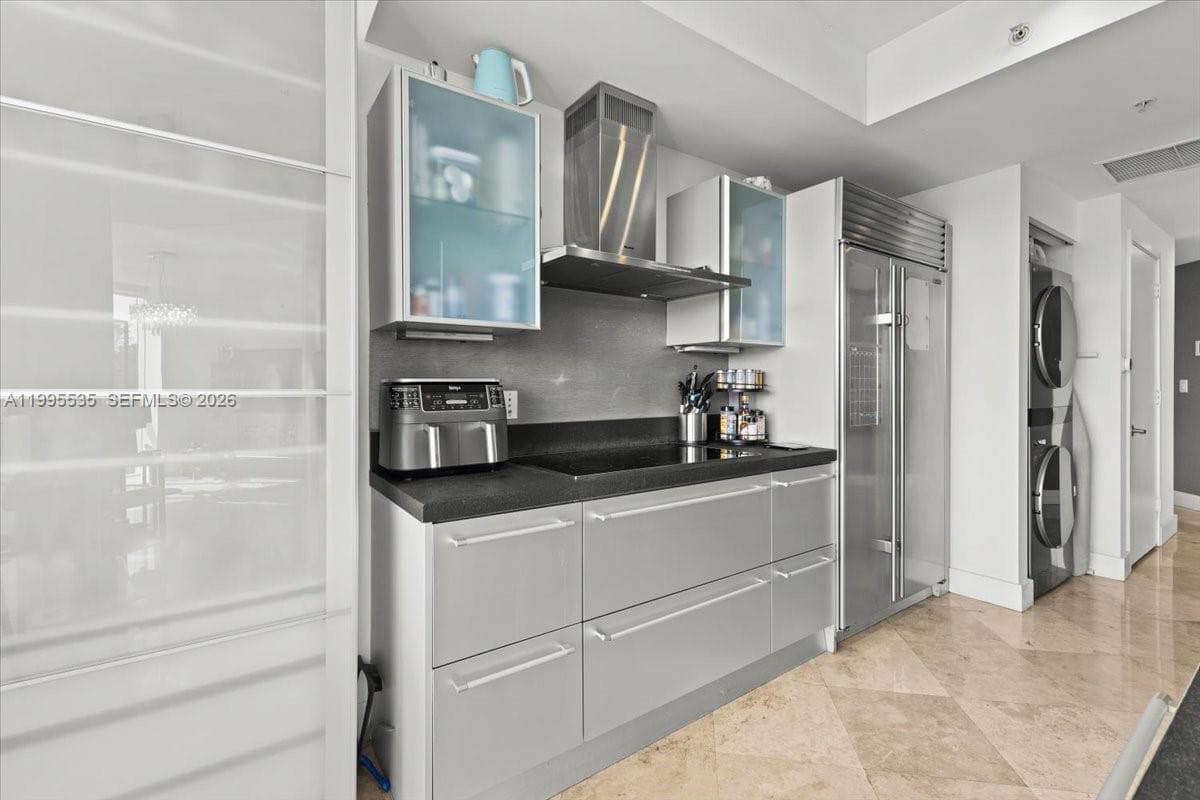 18201 Collins Ave 601A photo 8
